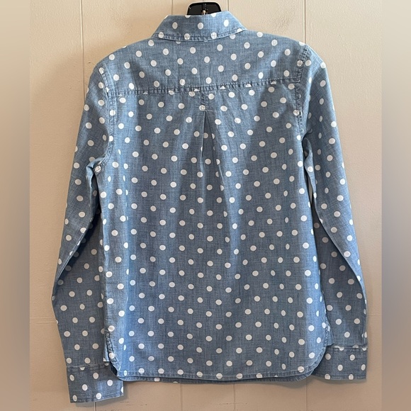 NWOT Tommy Hilfiger Blue Roll Tab Sleeve Popover with White Polka Dots - Picture 2 of 8